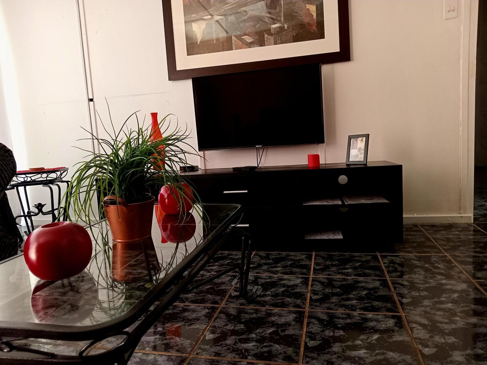 Sunrose Group Of Guesthouses Гарипдам Екстериор снимка
