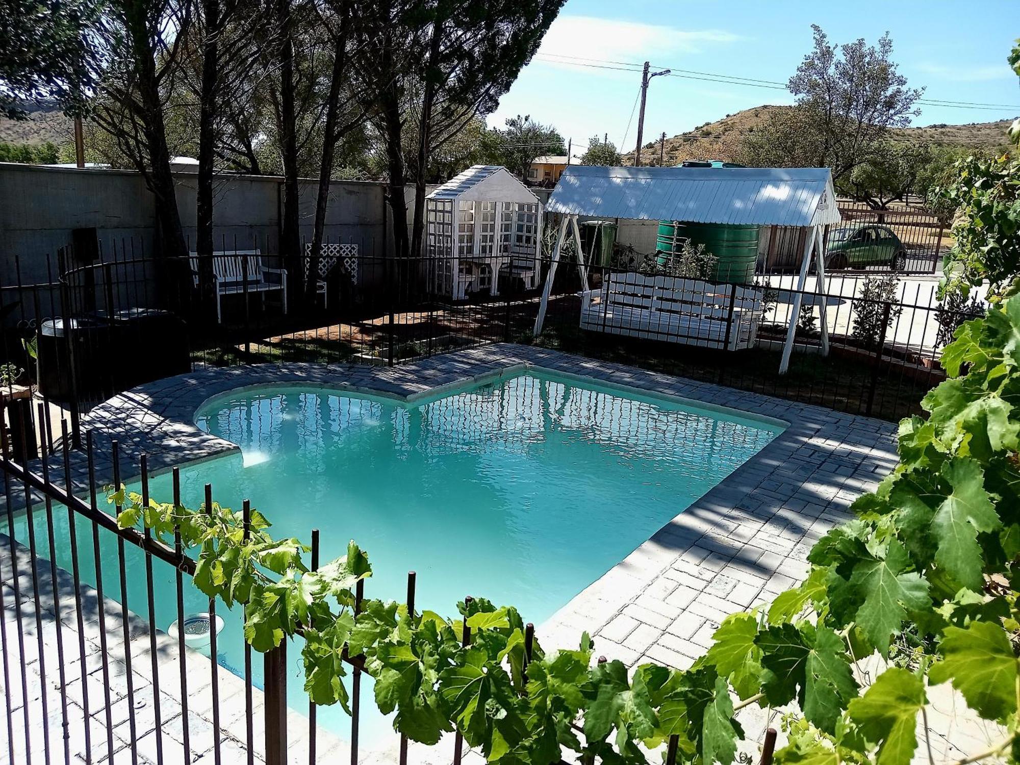 Sunrose Group Of Guesthouses Гарипдам Екстериор снимка