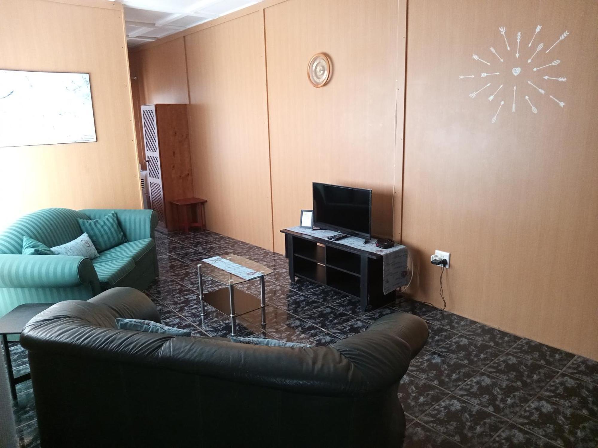 Sunrose Group Of Guesthouses Гарипдам Екстериор снимка